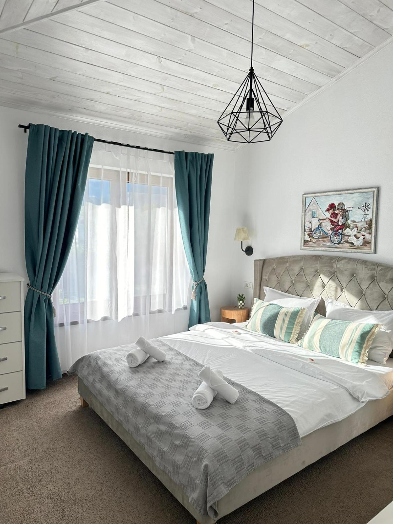 Вилла Epic House Valea Avrigului Экстерьер фото